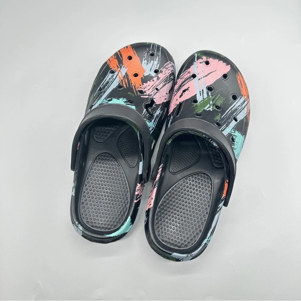 Unisex Color Splash Clogs – Size 9 Black with Multicolor Paint Design